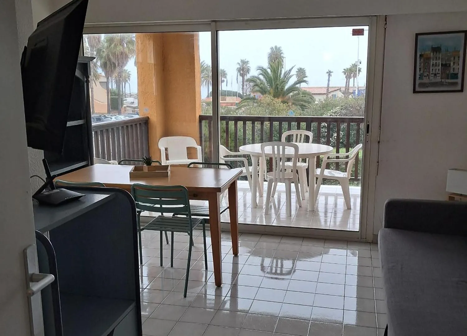 Apartment Proche Plage A Gassin 35